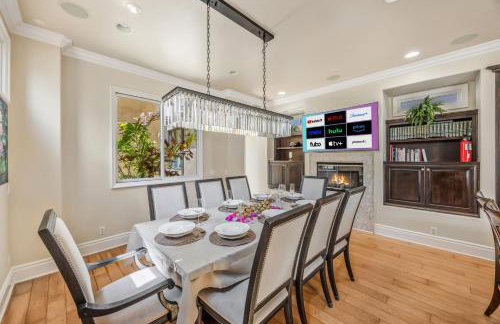 Beach Retreat- Walk to Beach, BBQ, Oceanview Rooftop & Firepit - Foto 16