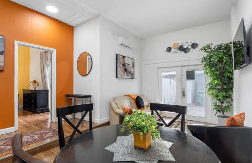 Chic & Cozy Spot Prime Location Near It All - Foto 12