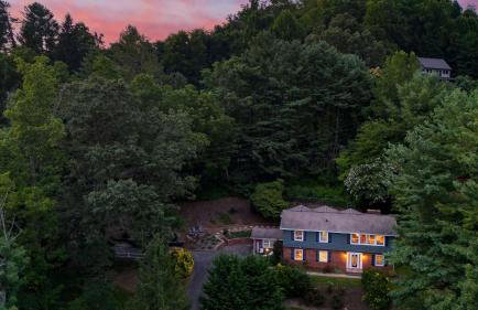 Asheville Sunset 10min to Asheville + Ping Pong - Photo 89