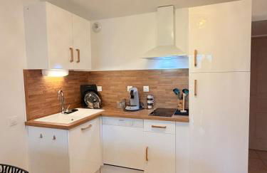 Beaune Green Lodge -Piscine et Sauna - Foto 11