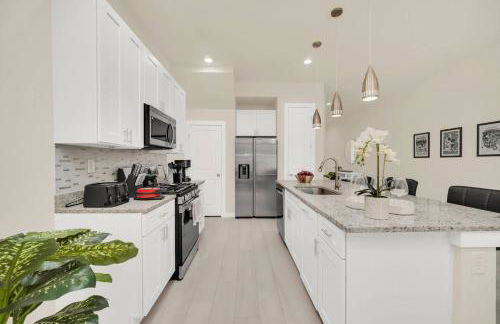 Enchanted Home Near Disney - Foto 8