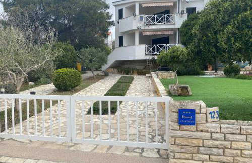 Villa Eugenia - Photo 1