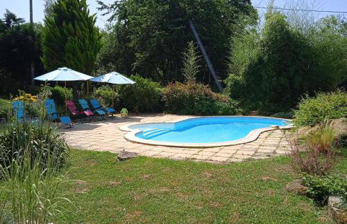 Fermette au calme avec piscine, jardin et étang de pêche - Foto 1