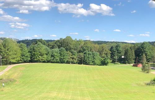 The Lodge at Hocking Hills - 2 Hot Tubs - 6 acres - Lake access - Photo 32