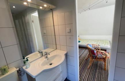 Ruhiges Zimmer zentral - Photo 11