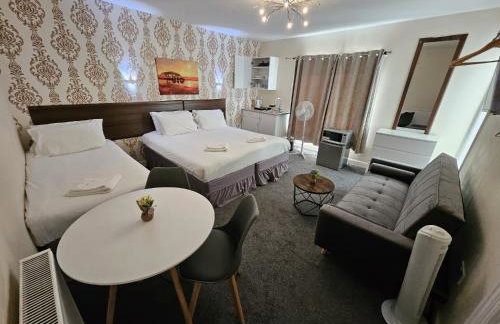 The Green Light House Studio 24 - Free Private Parking - Foto 5