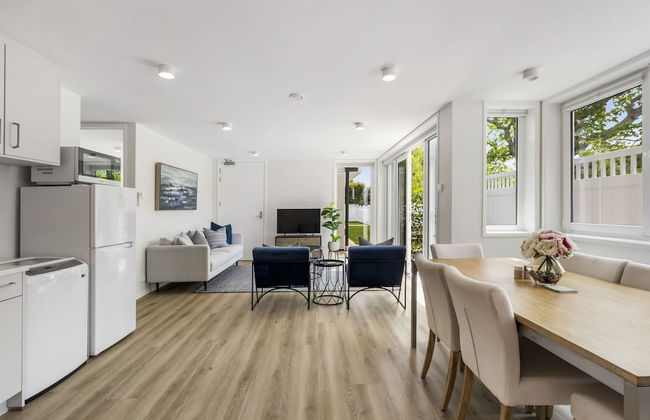 Brand New Retreat Halfmoon Bay-Netflix - Foto 9