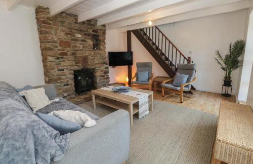 Candle Croft - Photo 2