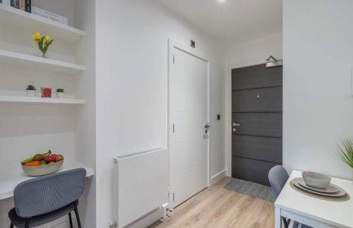 Modern 1-Bed Apart in Central Solihull near NEC - Foto 17