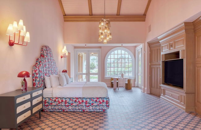 The Pond Estate by Avantstay Maximalist Designer Compound w/ 2 Casitas, Indoor + Outdoor Pools, Tennis Court, & Gorgeous Mountain Views 12k Sqft - Foto 31