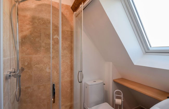 Cultural Treasure in Dordogne With Furries - Foto 22