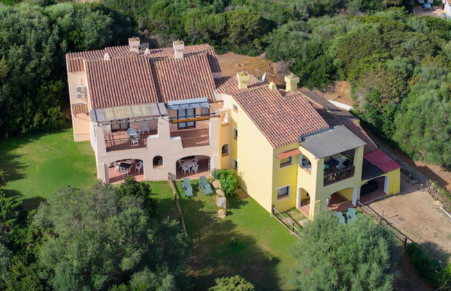 Graziose Ville con A.C e piscina comune - Foto 33