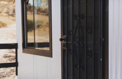 Secluded rustic 2-bedroom cabin on private land - Photo 15