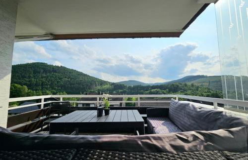 Gipfelpanorama Winterberg mit Berg- und Seeblick, Boxspringbett mit ausfahrbarem TV - Foto 1