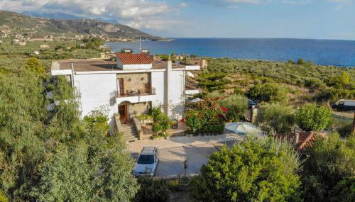 Paradeisos - Photo 4