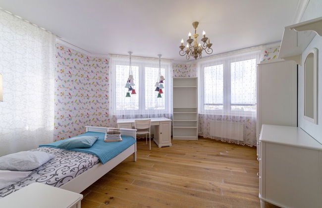 Clever House Apartments - Photo 24