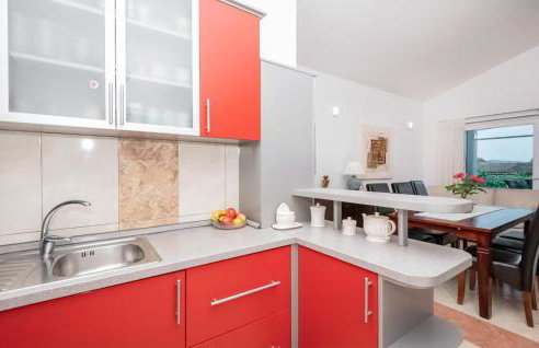 2 Bedroom Stunning Home In Desne - Foto 32