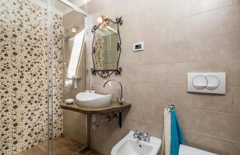 Amazing Home In Moscenice With Wifi - Photo 42