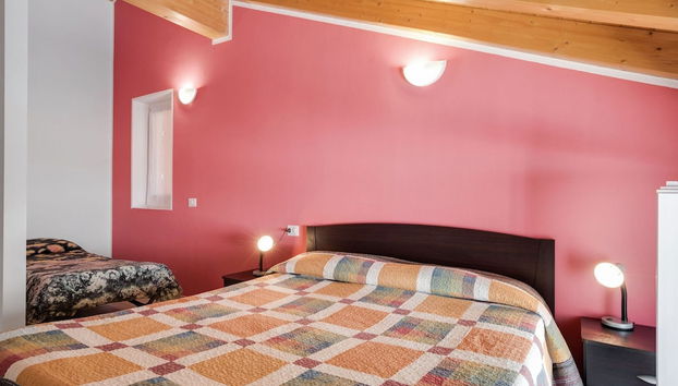 Belvilla by OYO Vercana Trilo 6 pax - Foto 5, Habitación