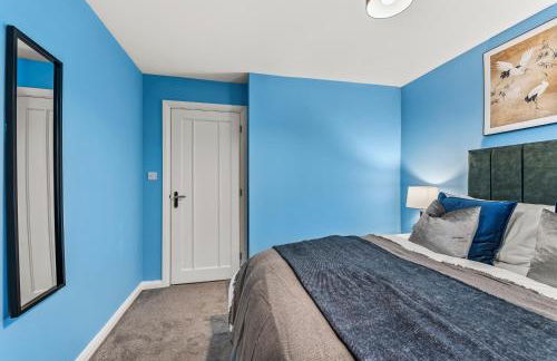 Elegant Retreat in Cheltenham - Garden & Parking Included - Foto 37