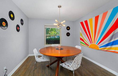 That 70s House -Fun 6 Bedroom W Pool & Game Room - Foto 29