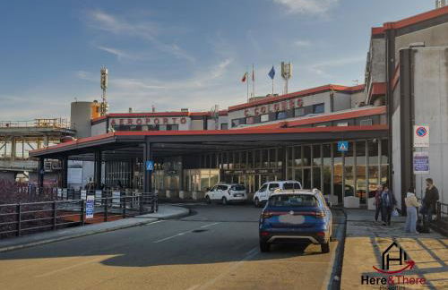 Blue Apartment - Airport 8 min - AC - Smart TV - Foto 23