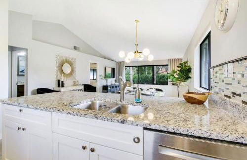 The Bougie Bungalow, PGA - Photo 10