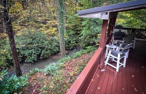 Bern's Summit Solitude: Stream-Front Serenity - Photo 8