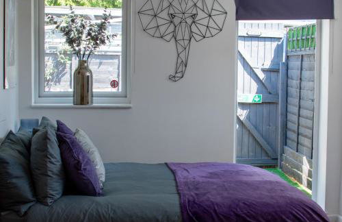 121 Studio - Apartment with Kitchen, Terrace, Stansted Airport Shuttle - Foto 58