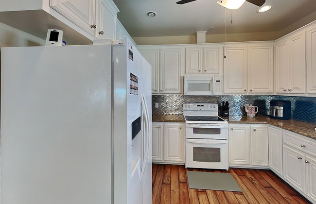 Surfside Sunshine - Photo 11