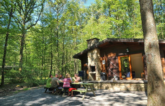 Cozy, Wooden Chalet With a Microwave, Located in a Forest - Foto 23