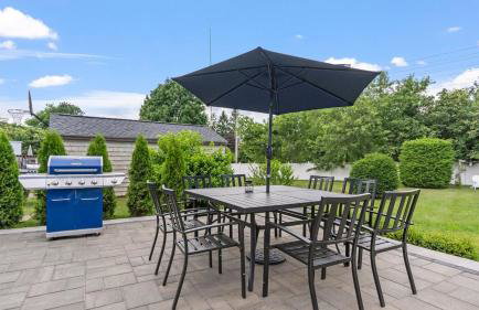 Newport Beach House with Huge Yard - Foto 27