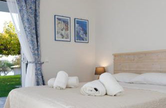 Into The Blue Villa - Photo 32