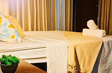 Próximo aeroporto, Piscina, Roupa de cama e banho. - Photo 2