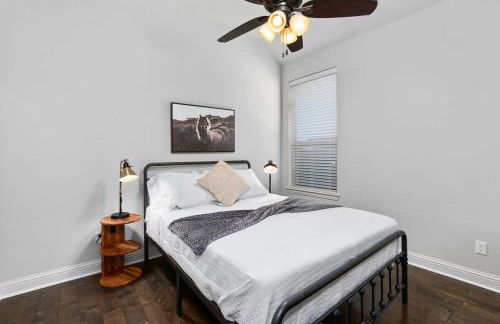 The Noble House Near Magnolia & Baylor W Pool - Photo 25