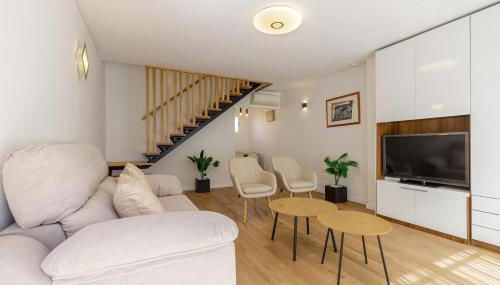 Elite Ocean House - Photo 4