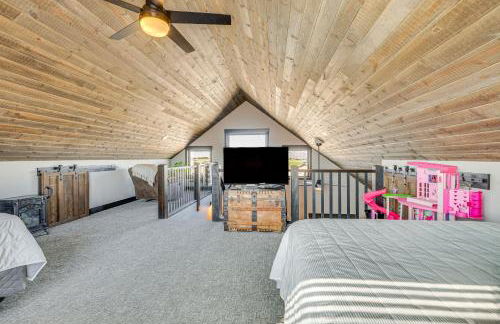 Balcony and Views Sturgis Twin Peaks Cabin - Foto 9