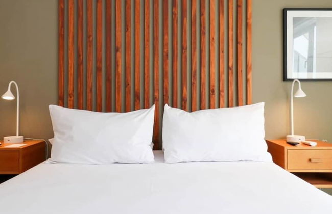 w Modern Loft w AC in Barranco - Photo 2