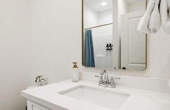 New Double Play Cottage Near Sports Complex - Foto 29