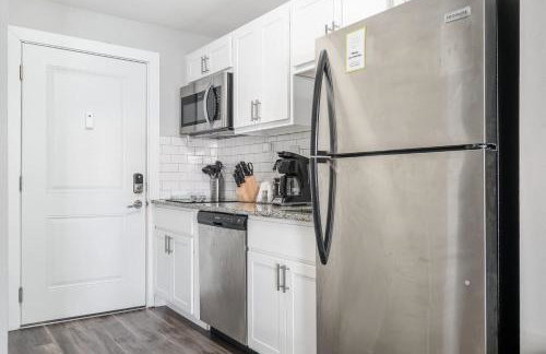 Spacious 2BR Apt on Mass Ave w Kitchen - Foto 12