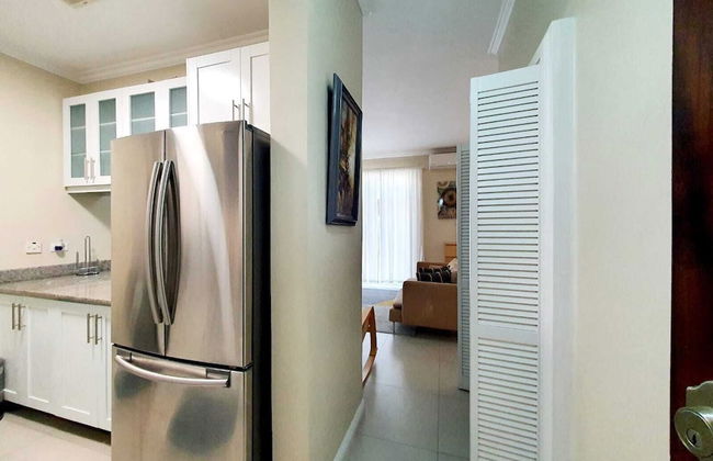 CTBH at EI8HT Super Studios - Foto 17