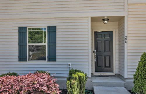 4BR Townhouse King Bed 2-Story Near NC State - Foto 36