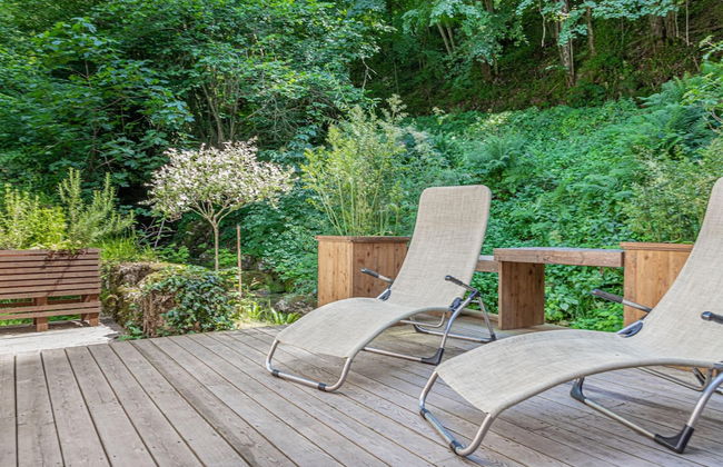 House By The Stream - Foto 14