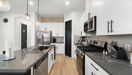 Med Center Retreat Near Downtown Games WiFi Desk - Foto 2