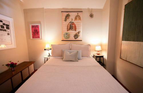 Artistic Vintage Loft in Williamsburg - Photo 13