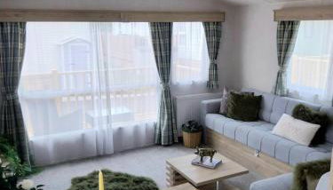 Luxury 6 berth Caravan Lytham - Photo 4