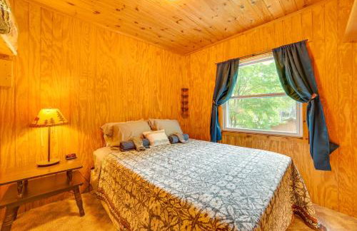 Atlanta Waterfront Cabin with Dock and Kayaks! - Foto 12