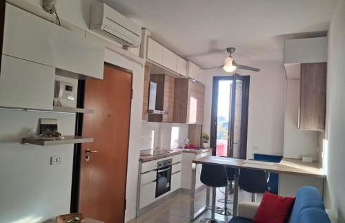 Bilocale comodamente collegato con centro Milano - Photo 31