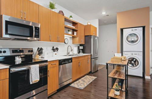 NEW Great Escape 404 2BR Condo Near Downtown and Bay - Photo 48