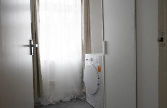 Bright 2-Bed Flat with Skylight attic Room - Foto 8